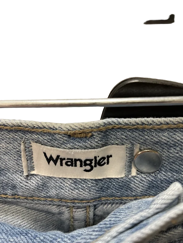 Fashion-Forward Men's JeansJeans Straight By Wrangler  Size: 6