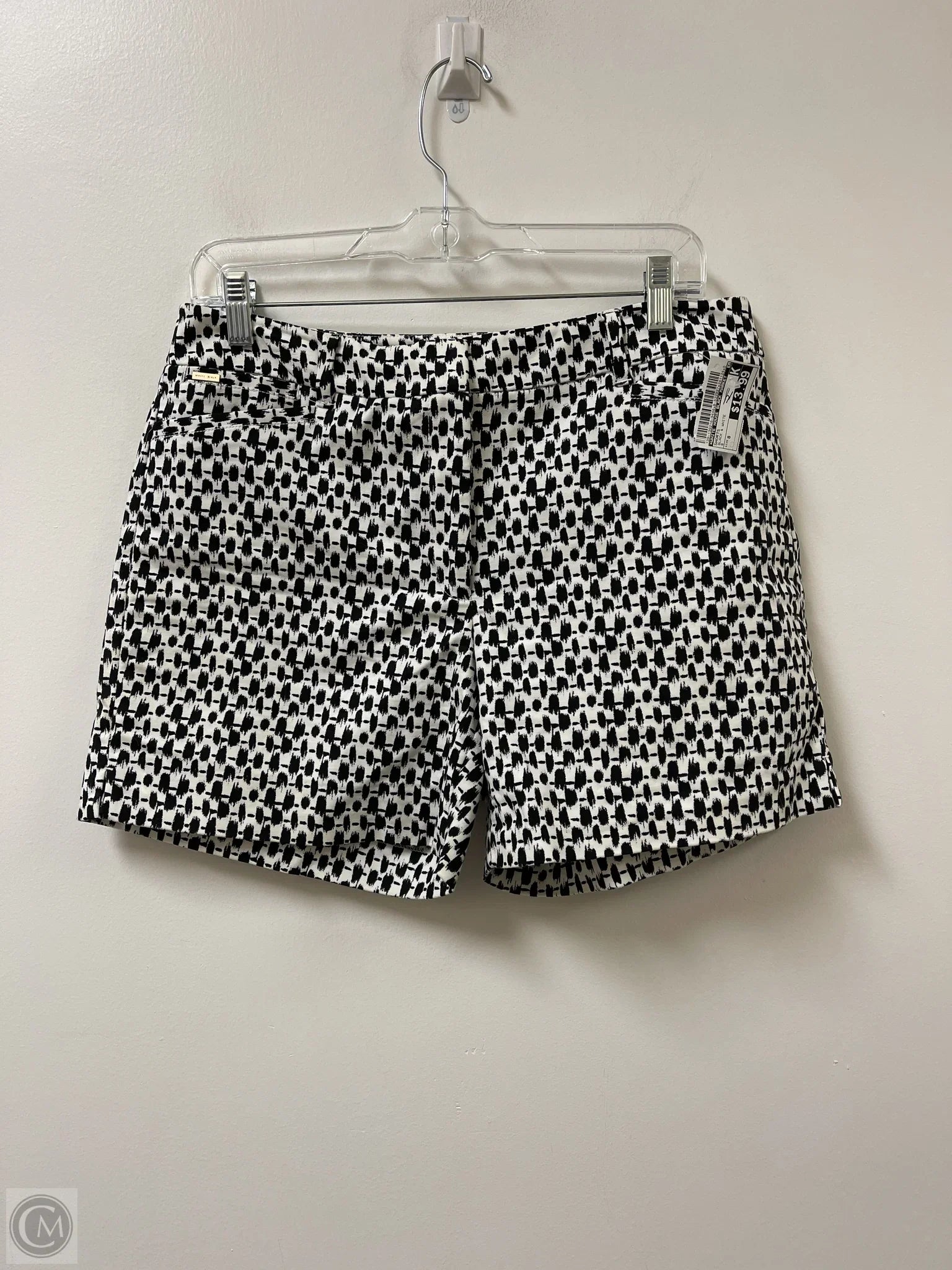 Men's Pants with Slant PocketsShorts By White House Black Market In Black & White, Size: 8