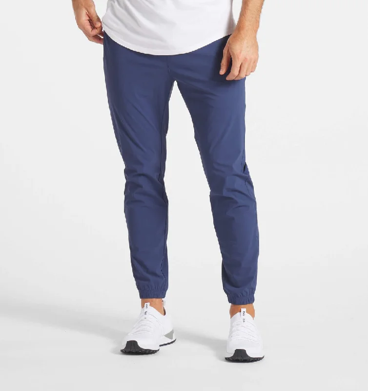Men's Pants with Pleated FrontsIn-Flex Jogger III