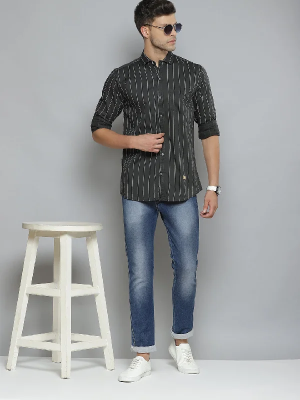 Men's Bold-Color Shirts for a Statement PieceMen Olive Green Smart Slim Fit Pinstripes Opaque Striped Casual Shirt Men's Bold-Color Shirts for a Statement PieceMen Olive Green Smart Slim Fit Pinstripes Opaque Striped Casual Shirt