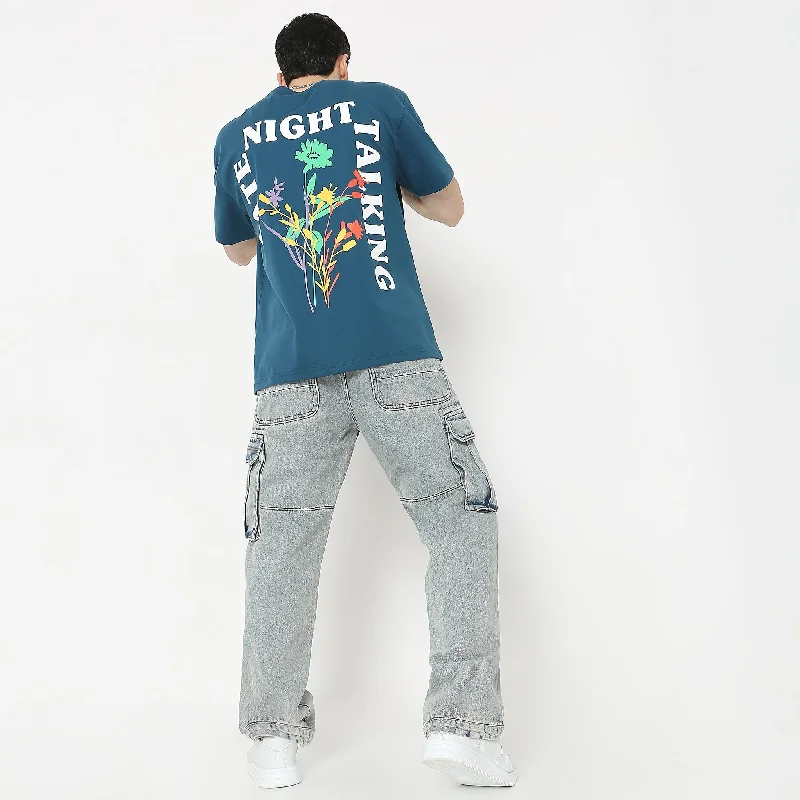 Men's Shirts with Plaid PatternsOversize Graphic T-Shirt