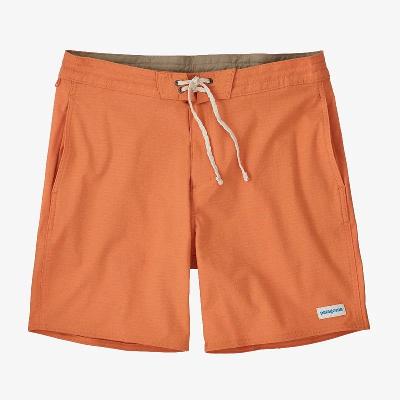 Men's Pants with Stretchable Fabric for FlexibilityMen's Home Waters Hybrid Shorts - 18"