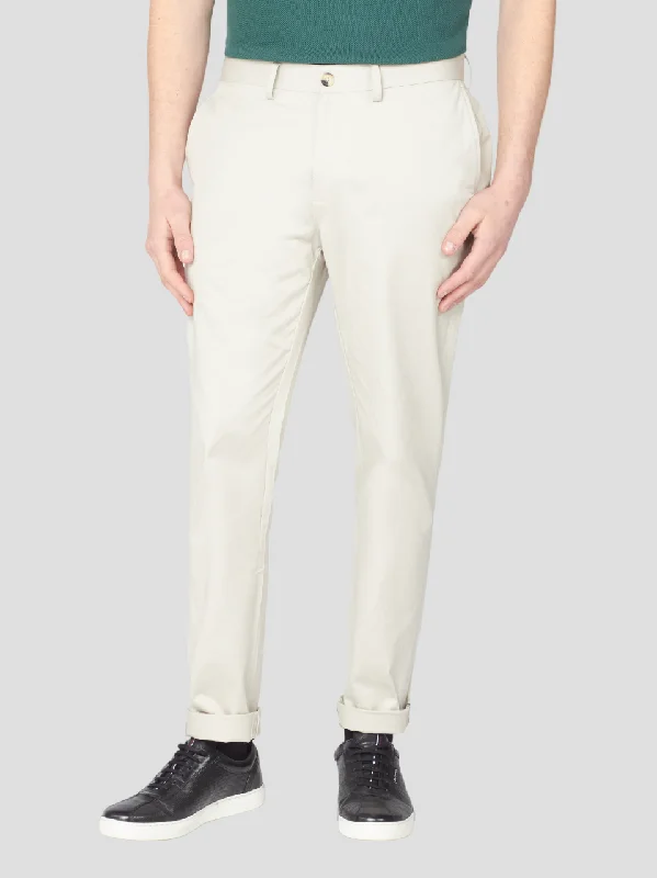 Men's Relaxed-Fit Pants for ComfortSignature Slim Stretch Chino Pant - Putty