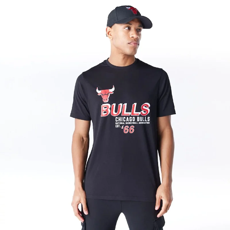 Striped Men's TopsChicago Bulls NBA Graphic Black T-Shirt