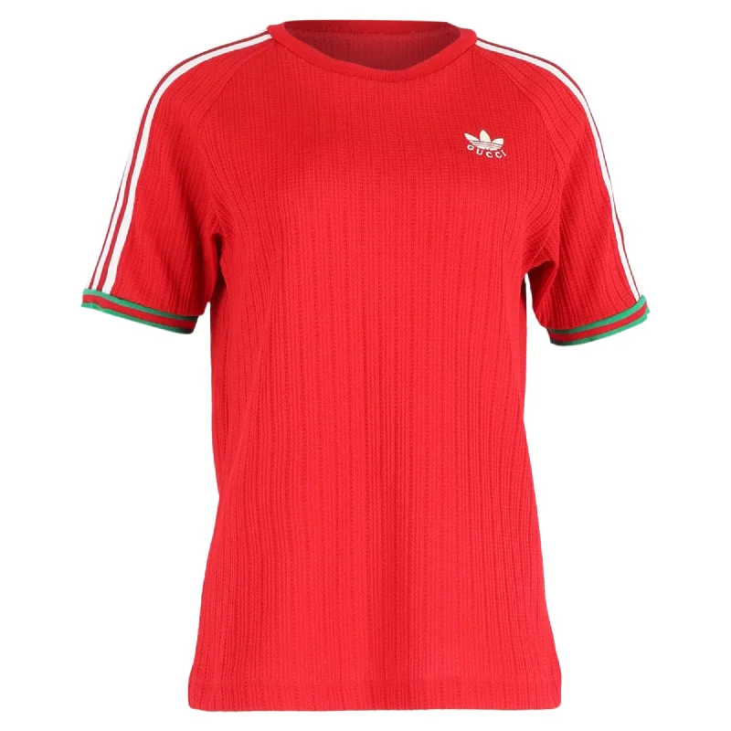 Men's Shirts with Embellished HemlinesGucci x Adidas Knitted Jersey T-Shirt in Red Polyester
