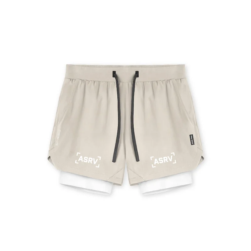 Men's Pants with Pleated Fronts0865. Tetra-Lite® 5" Liner Short - Sand Smoke "Bracket"/White