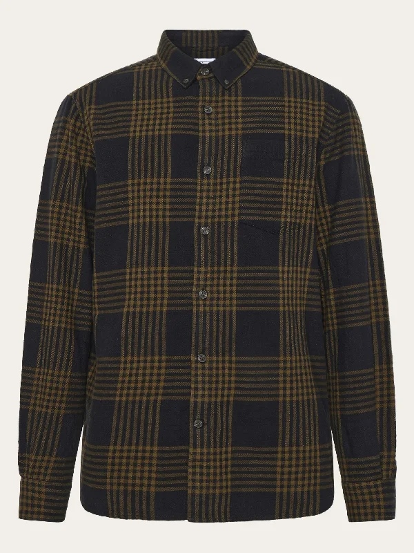 Men's Solid-Color Button-Down Shirts for VersatilityRegular fit checkered shirt - GOTS/Vegan - Green check