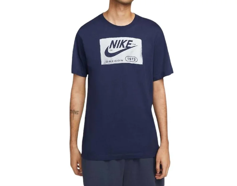 Men's Shirts with Short PlacketsSportswear Circa T-Shirt In Navy