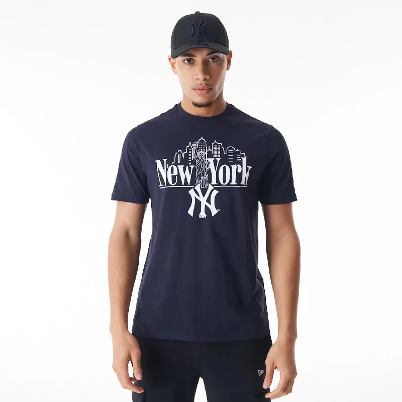 Men's Shirts with Appliquéd SleevesNew York Yankees MLB Graphic Navy T-Shirt