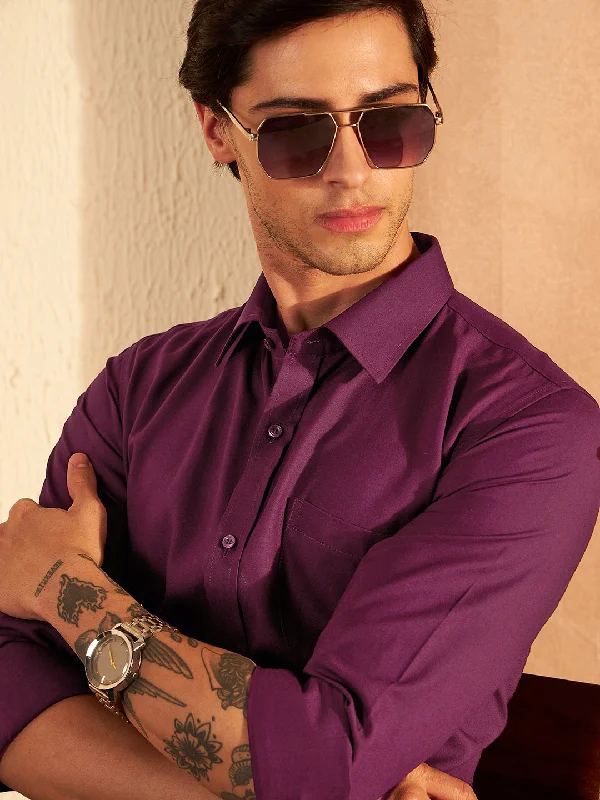 Men's Crew Neck T-Shirts for Everyday WearDENNISON Men Purple Solid Formal Shirt