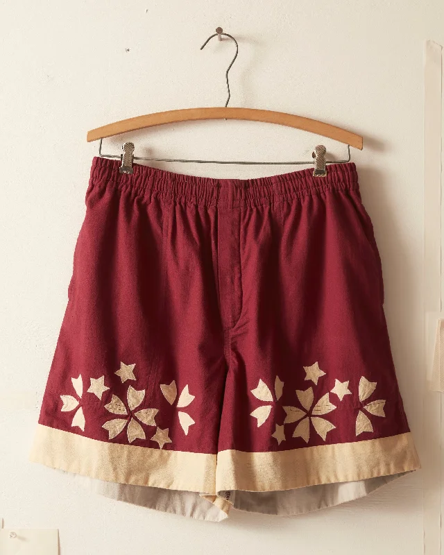 Men's Pants with Button-Down PocketsMoonflower Appliqué Shorts
