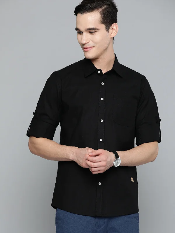 Men's V-Neck T-Shirts for a Flattering ShapeDENNISON Men Black Smart Slim Fit Casual Shirt Men's V-Neck T-Shirts for a Flattering ShapeDENNISON Men Black Smart Slim Fit Casual Shirt