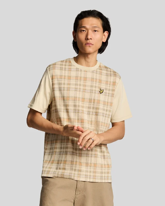 Men's Shirts with Pleated HemlinesTartan T-Shirt