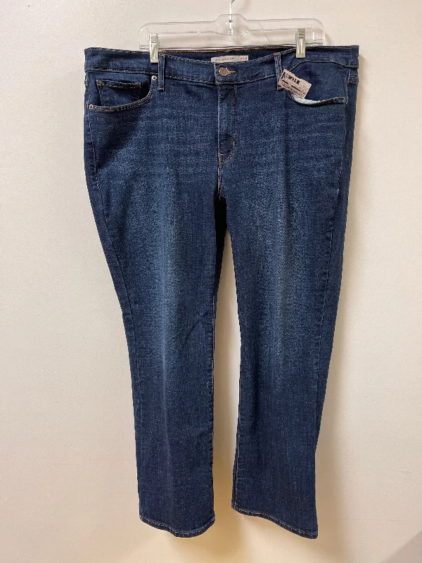 Latest Men's Jeans TrendsJeans Boot Cut By Levis In Blue Denim, Size: 20
