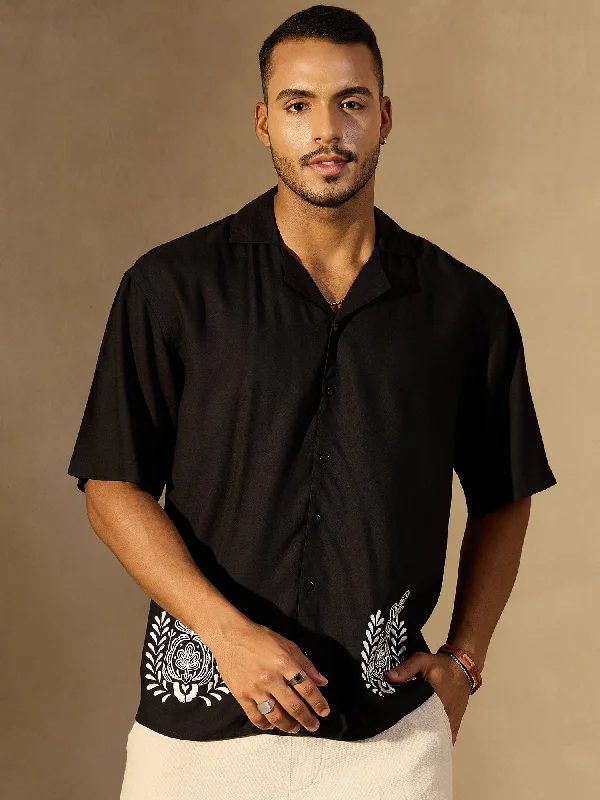 Men's Muscle Fit T-Shirts for a Body-Hugging FitEthnic Motifs Printed Drop Shoulder Shirt Men's Muscle Fit T-Shirts for a Body-Hugging FitEthnic Motifs Printed Drop Shoulder Shirt