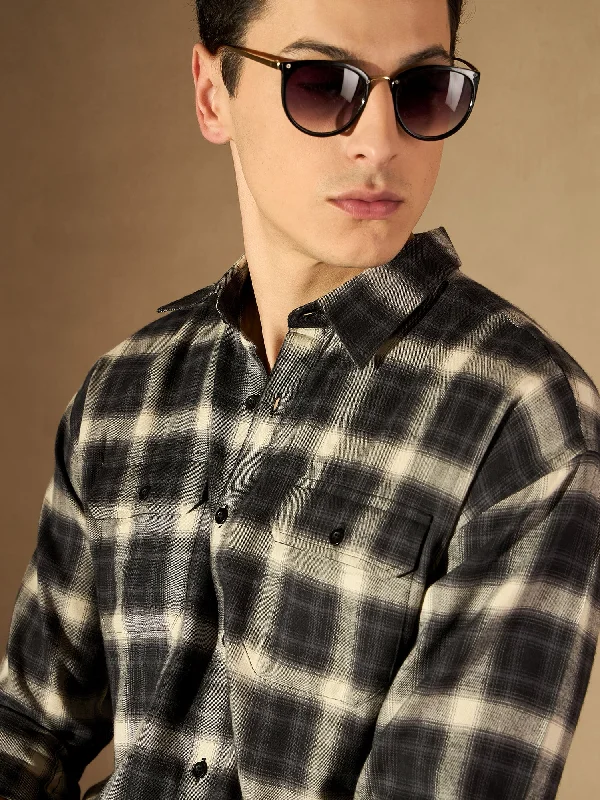 Men's Hawaiian Shirts for a Tropical VibeBlack Double Pocket Checked Shirt