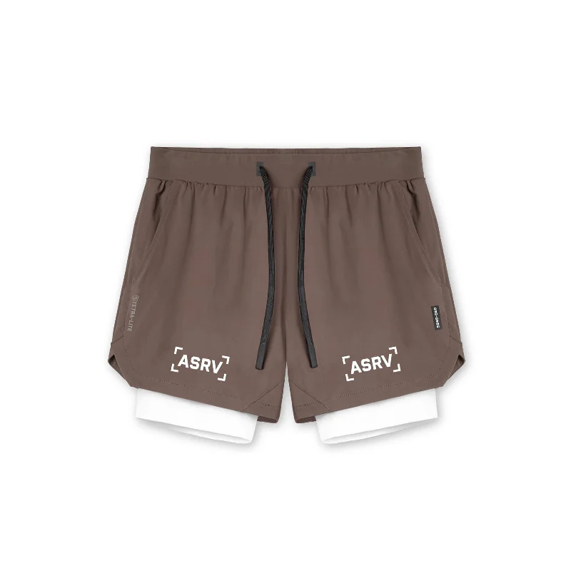 Men's Pants with Logo Embossments0865. Tetra-Lite® 5" Liner Short - Deep Taupe "Bracket"/White