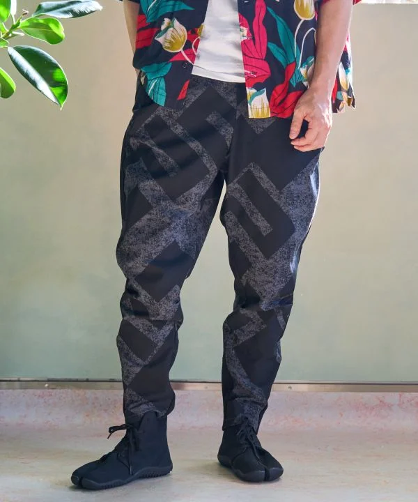 Men's Pants with Logo EmbossmentsKAGEROU - Men's Modern MONPE Pants