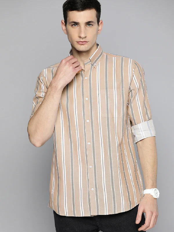 Men's V-Neck T-Shirts for a Flattering ShapeSmart Striped Regular Fit Casual Shirt Men's V-Neck T-Shirts for a Flattering ShapeSmart Striped Regular Fit Casual Shirt