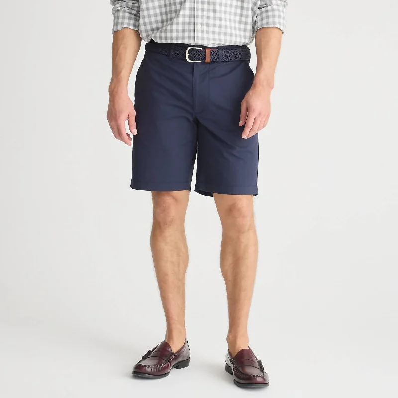 Men's Pants with Graphic Prints9" Stretch Chino Shorts In Navy