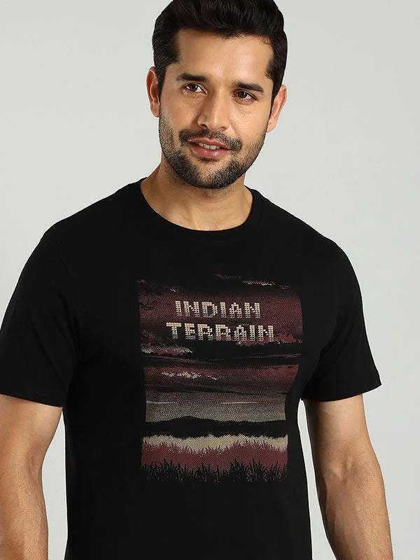 Men's Shirts with Asymmetrical HemlinesMen Graphic Crew Neck T-Shirt