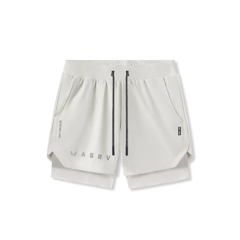 Men's Relaxed-Fit Pants for Comfort0865. Tetra-Lite® 5" Liner Short - Stone "Reflective Classic" Men's Relaxed-Fit Pants for Comfort0865. Tetra-Lite® 5" Liner Short - Stone "Reflective Classic"