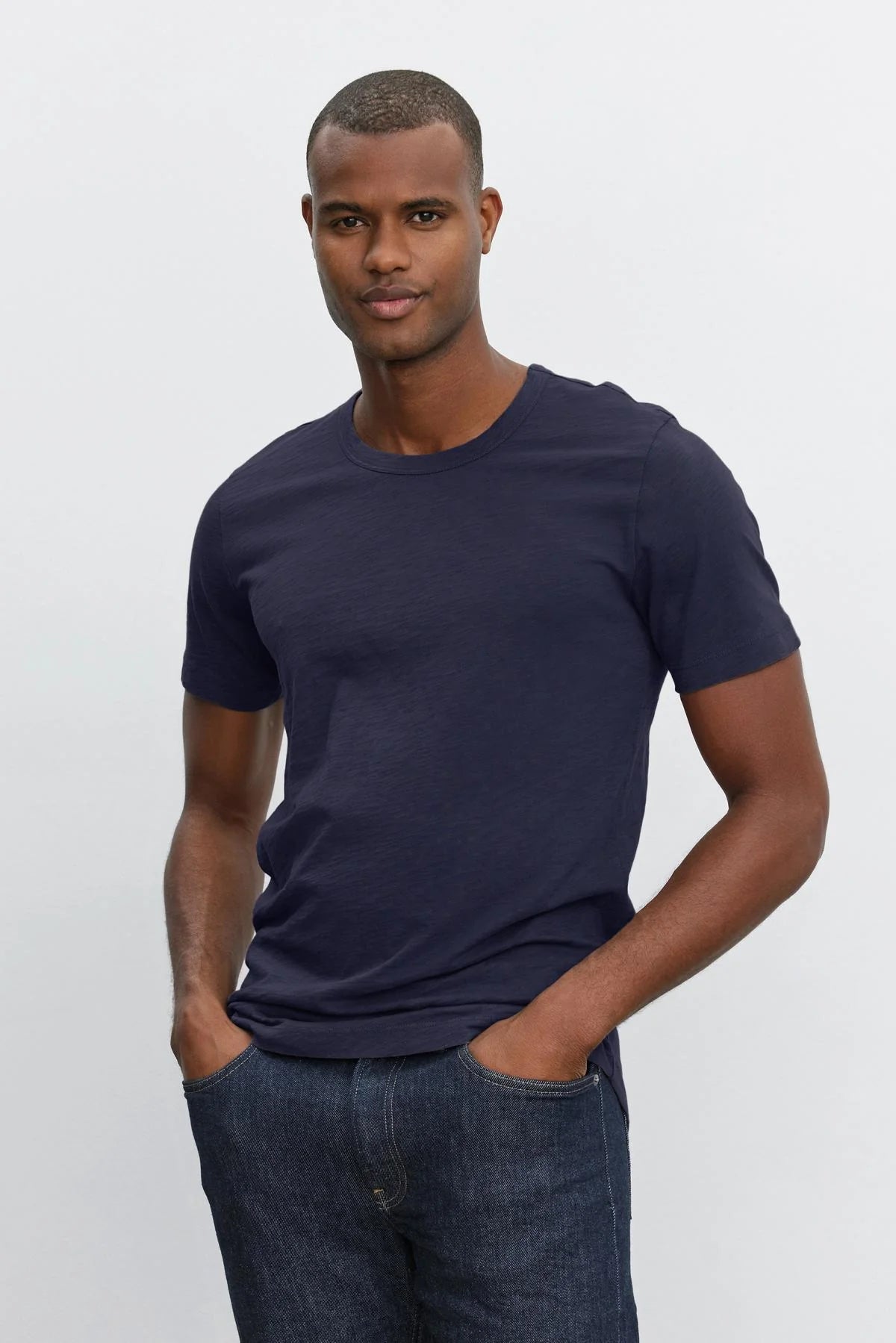 Men's Shirts with Asymmetrical HemlinesAMARO CLASSICS SLUB CREW TEE