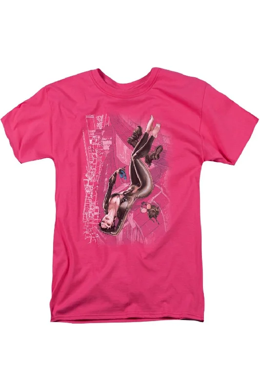 Men's Shirts with Barrel CuffsJustice League of America Catwoman #1 Short Sleeve Adult Tee / T-Shirt