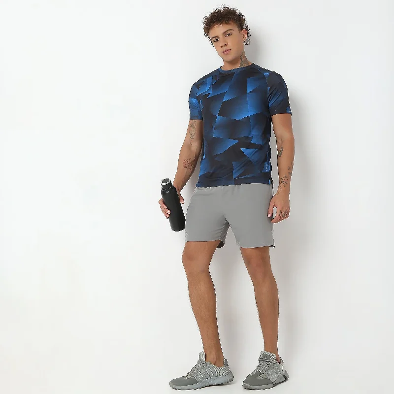 Men's Shirts with Roll-Up SleevesRegular Fit Printed T-Shirt