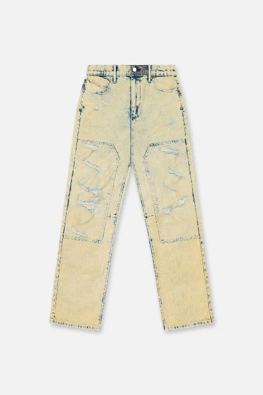 Men's Tapered Pants for a Slimming EffectRICARDO JEAN | MOONSTONE