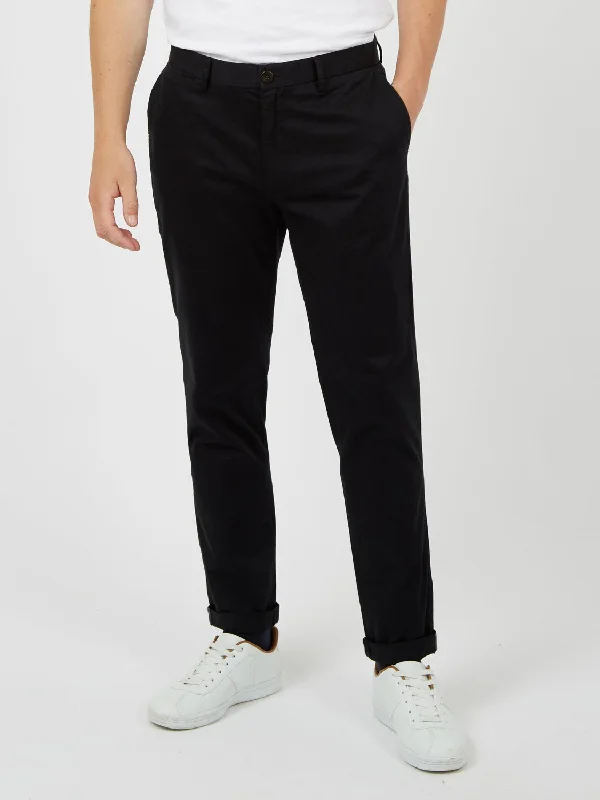 Men's Pants with Flap PocketsSignature Slim Stretch Chino Pant - Black