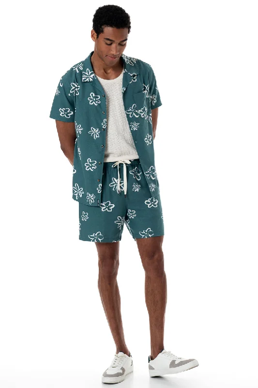 Men's Tapered Pants for a Slimming EffectPull On Shorts _ 154554 _ Green