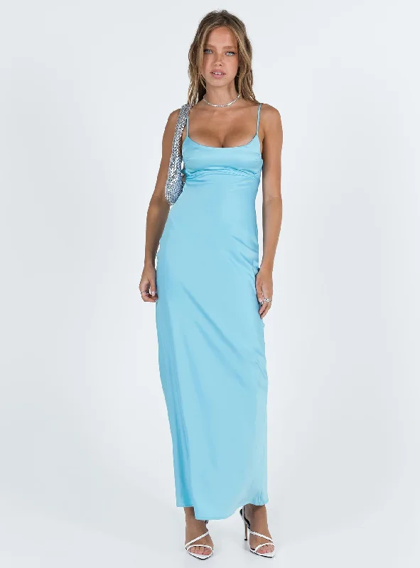 Ravia Maxi Dress Blue Ravia Maxi Dress Blue