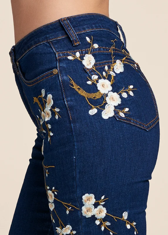 Floral embroidered skinny jeans.  - Dark Wash