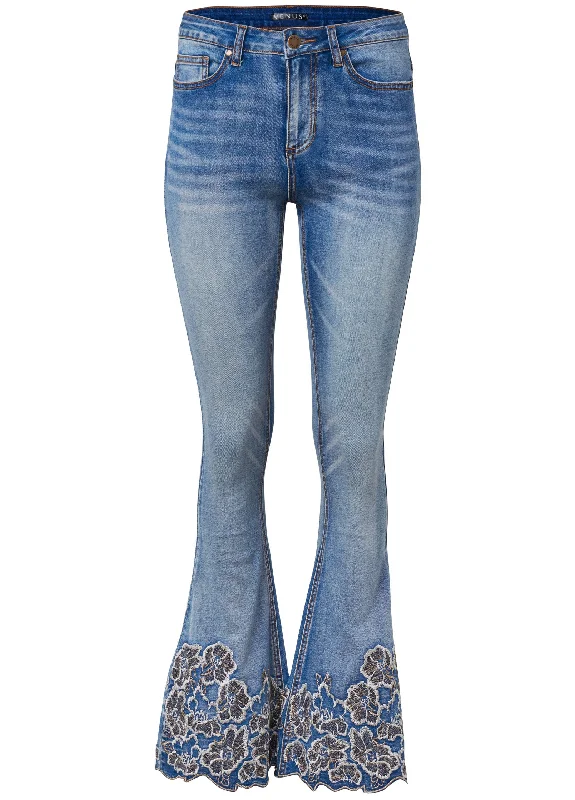 Floral embroidered bootcut jeans with scalloped edge - Medium Wash